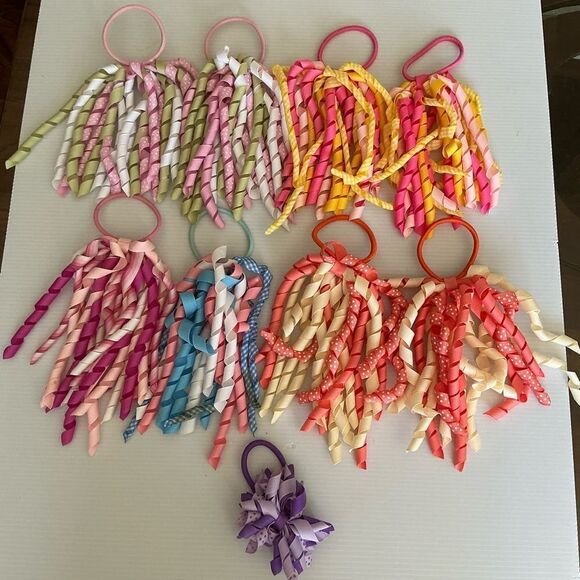 Lot of. 9 CURLY RIBBON STREAMERS ELASTIC BAND GIRLS HAIR TIE - Picture 2 of 7